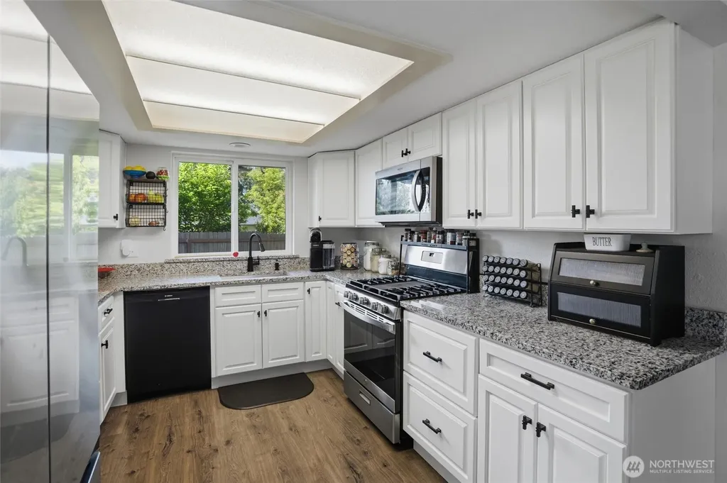 2440 Lincoln Avenue SE Port Orchard WA 98366