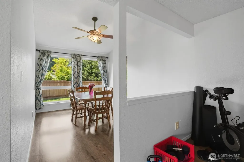 2440 Lincoln Avenue SE Port Orchard WA 98366