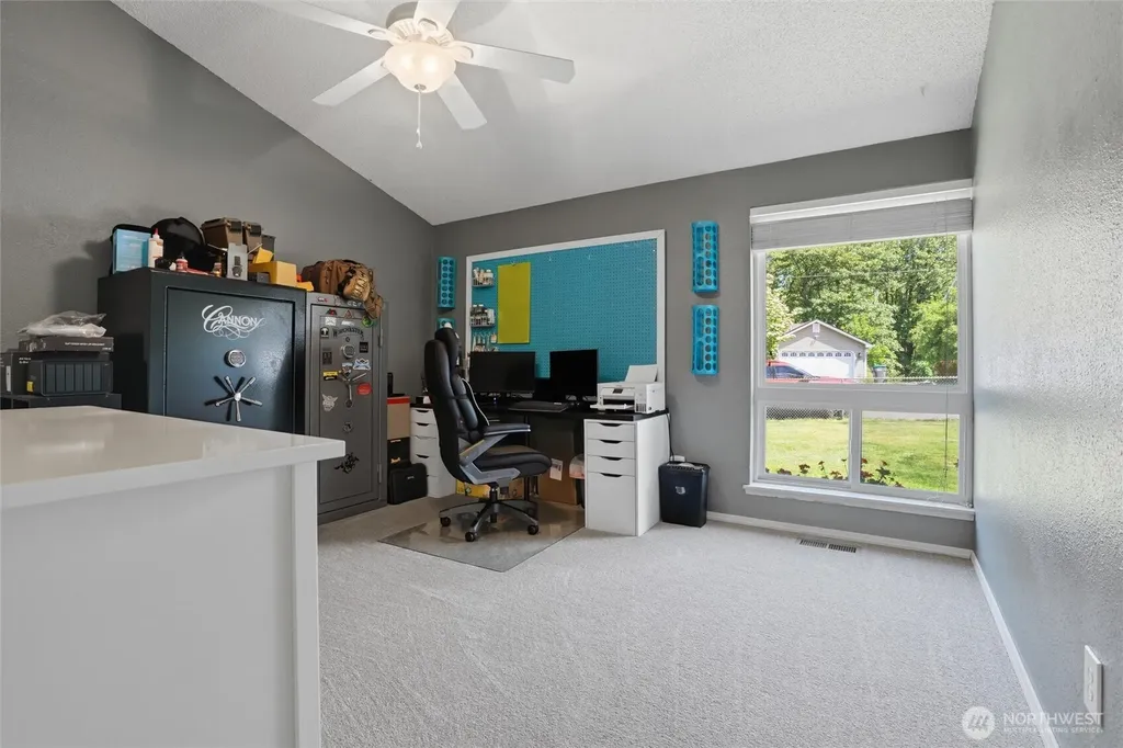 2440 Lincoln Avenue SE Port Orchard WA 98366