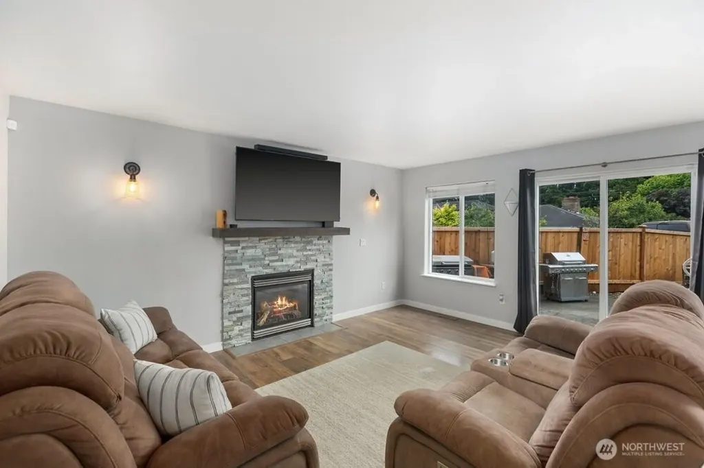 18811 46th Avenue NE Arlington WA 98223