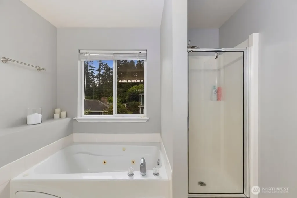 18811 46th Avenue NE Arlington WA 98223