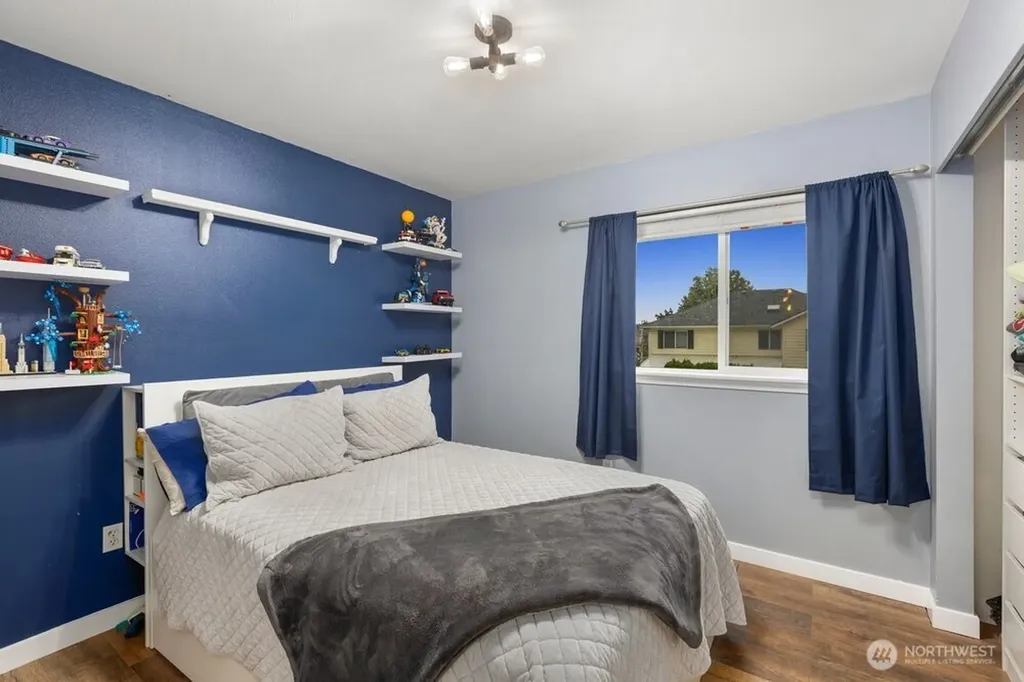 18811 46th Avenue NE Arlington WA 98223