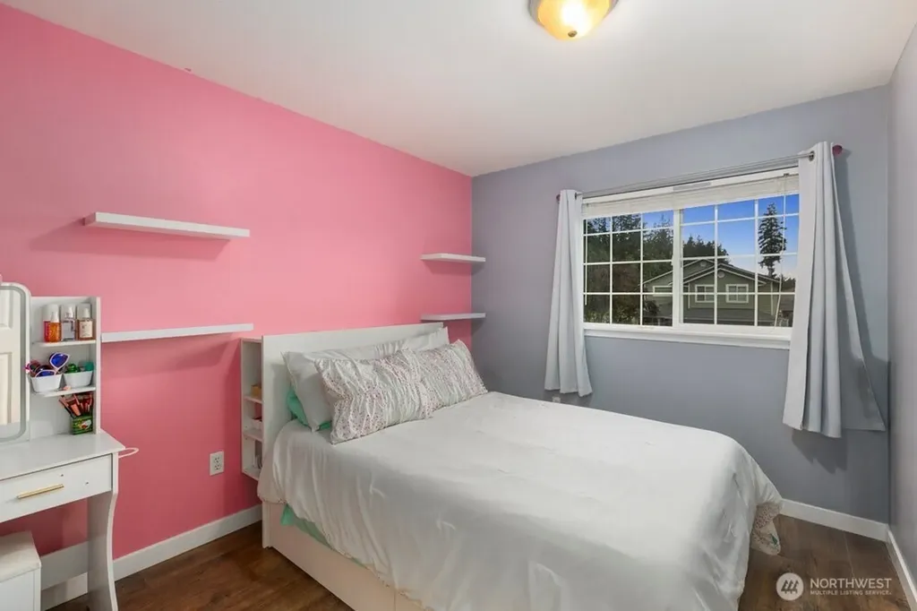 18811 46th Avenue NE Arlington WA 98223