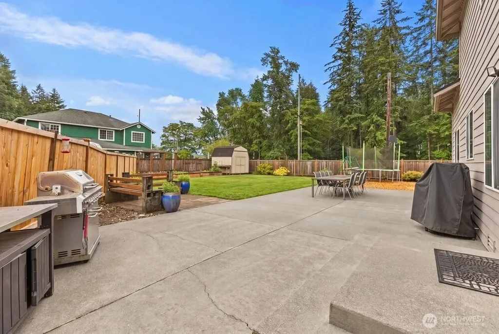 18811 46th Avenue NE Arlington WA 98223