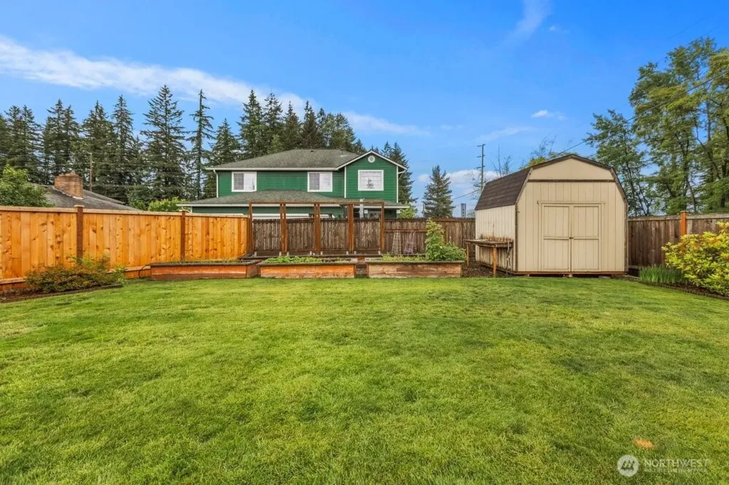 18811 46th Avenue NE Arlington WA 98223