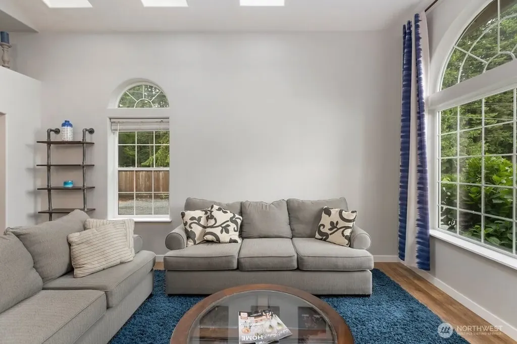 18811 46th Avenue NE Arlington WA 98223