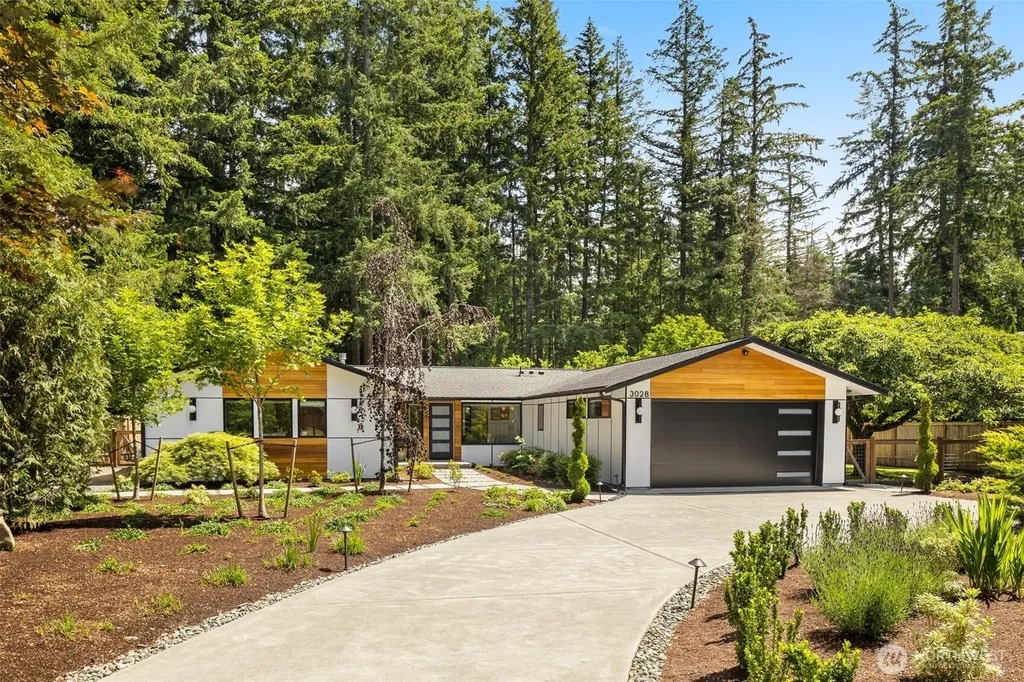 3028 249th Avenue SE Sammamish WA 98075