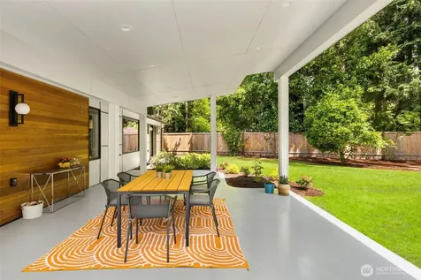 3028 249th Avenue SE Sammamish WA 98075