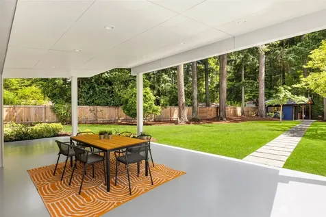 3028 249th Avenue SE Sammamish WA 98075
