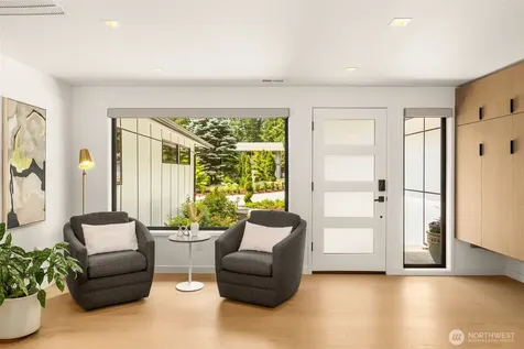 3028 249th Avenue SE Sammamish WA 98075