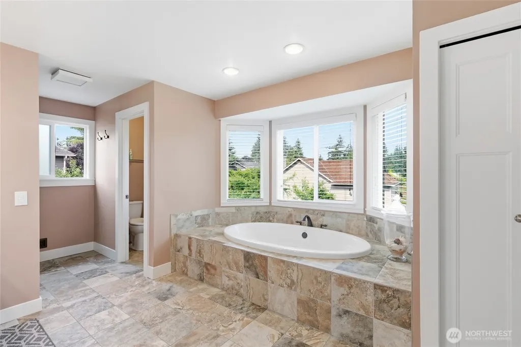 10927 NE 157th Street Bothell WA 98011