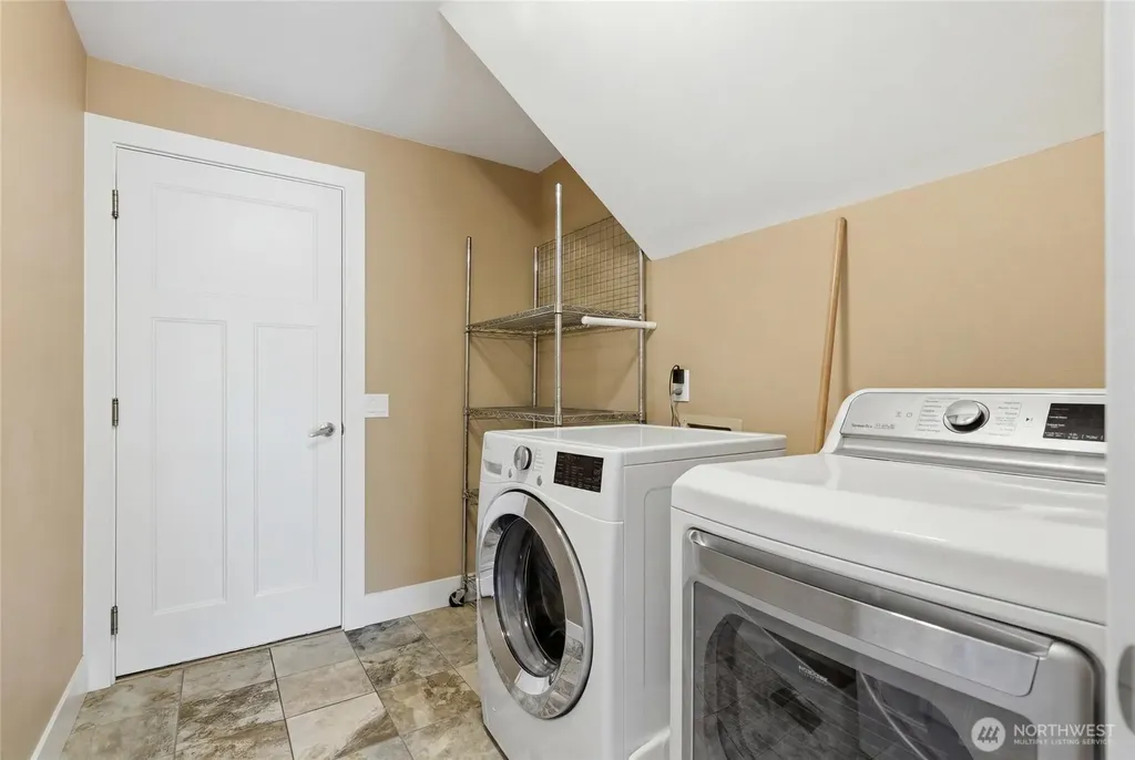 10927 NE 157th Street Bothell WA 98011