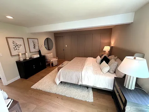 13400 SE 56th Place Bellevue WA 98006