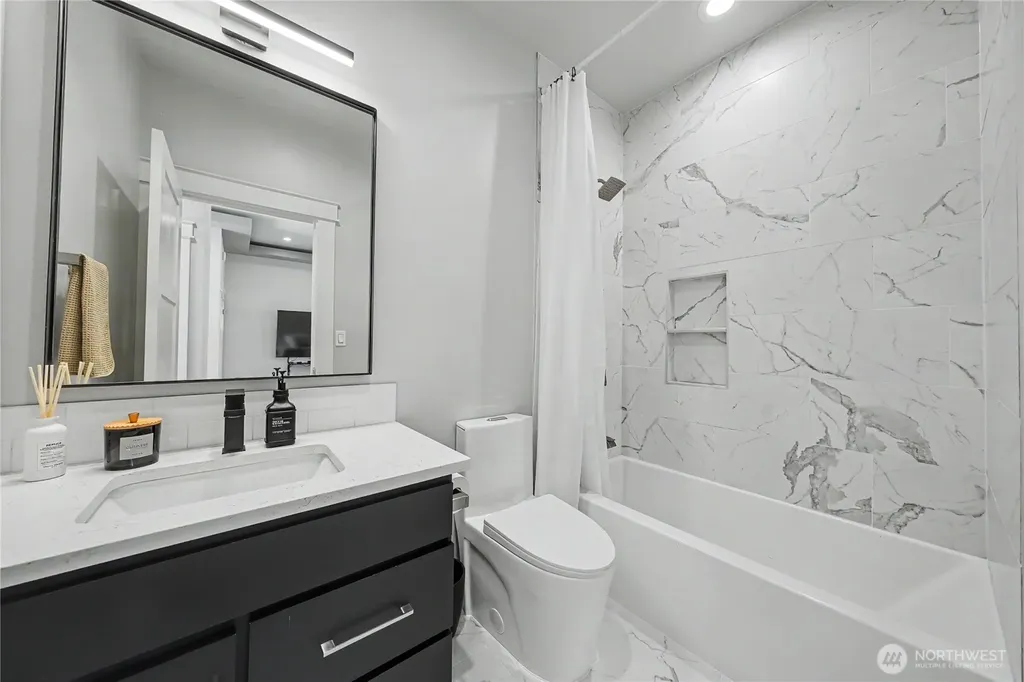 7379 Lake Vista Dr NE Moses Lake WA 98837