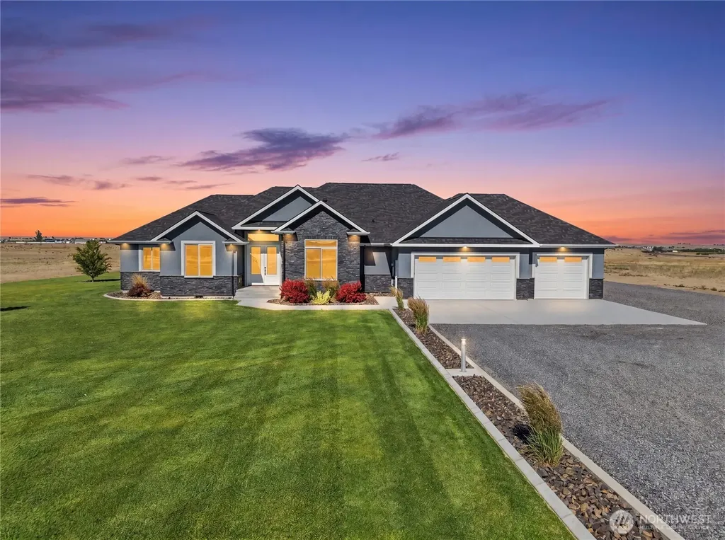 7379 Lake Vista Dr NE Moses Lake WA 98837