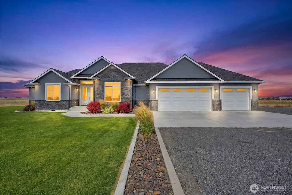 7379 Lake Vista Dr NE Moses Lake WA 98837