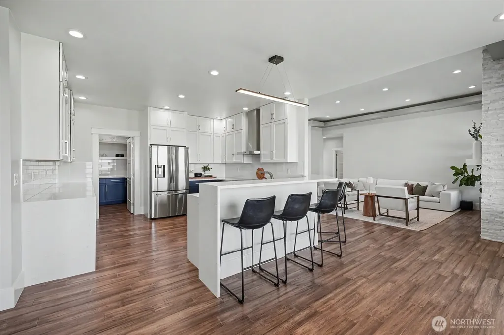 7379 Lake Vista Dr NE Moses Lake WA 98837