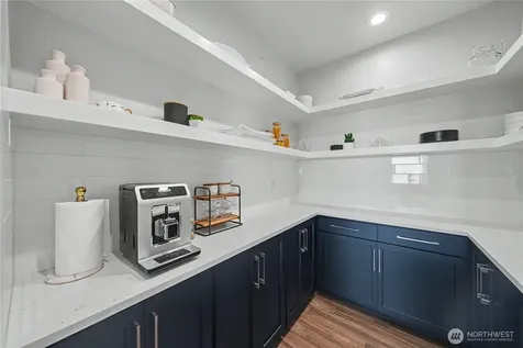 7379 Lake Vista Dr NE Moses Lake WA 98837