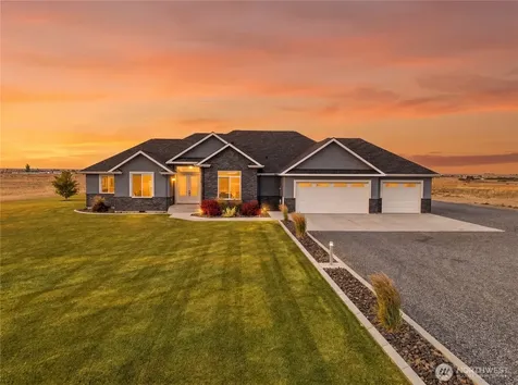 7379 Lake Vista Dr NE Moses Lake WA 98837