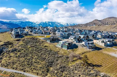 1325 Dragonfly Court Chelan WA 98816