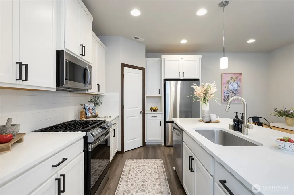 9516 Fairhaven Circle NE Bremerton WA 98311