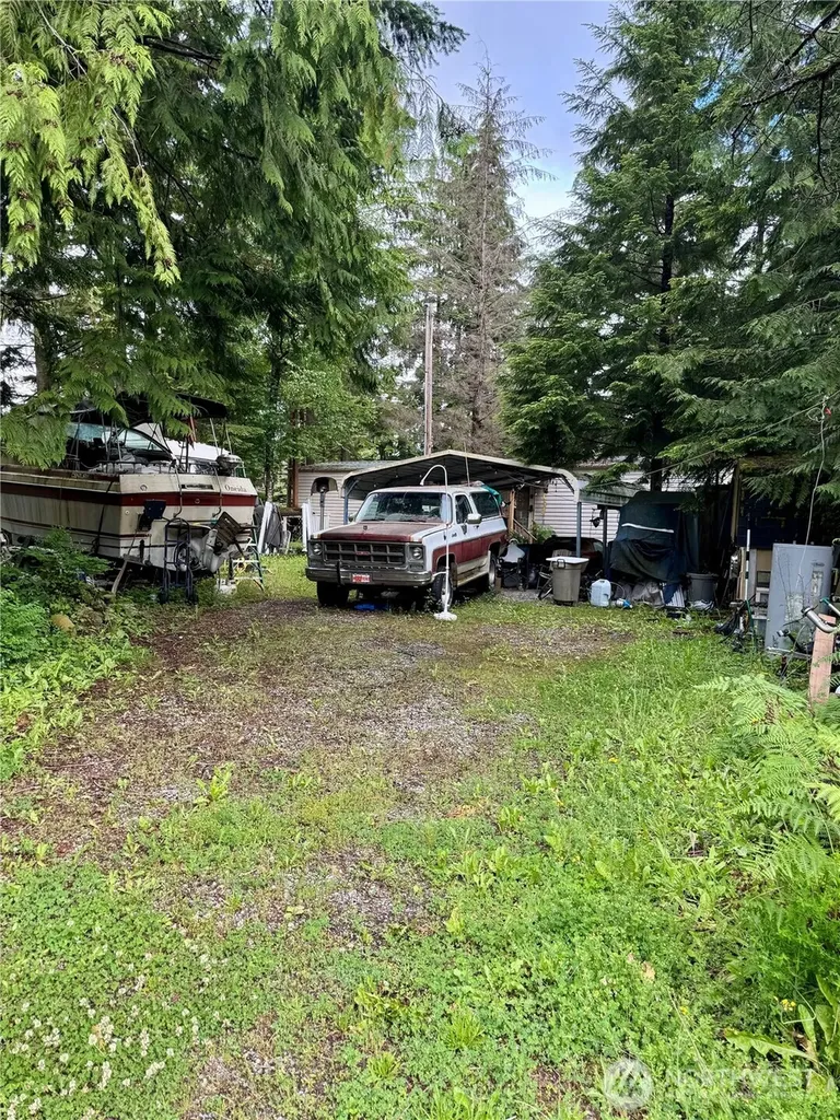 8460 Cimarron Way Maple Falls WA 98266