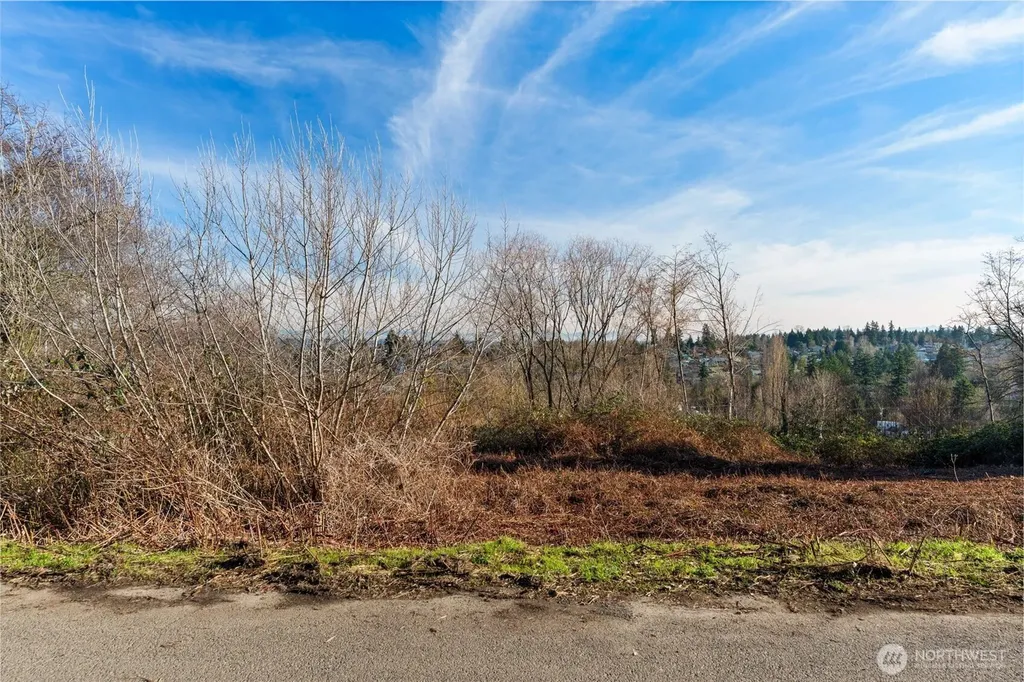 1403 E Lennox Tacoma WA 98404