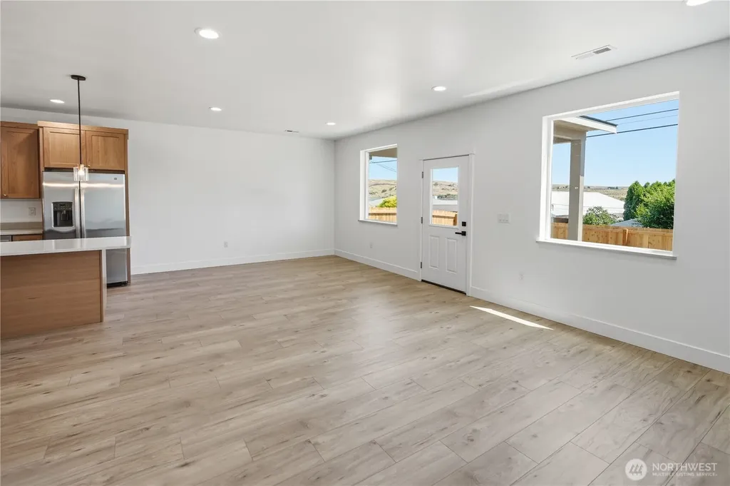 38 N Ginkgo Street Soap Lake WA 98851