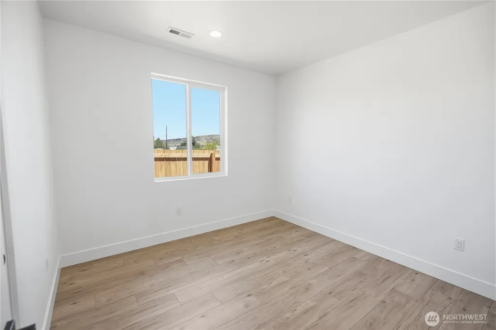 38 N Ginkgo Street Soap Lake WA 98851