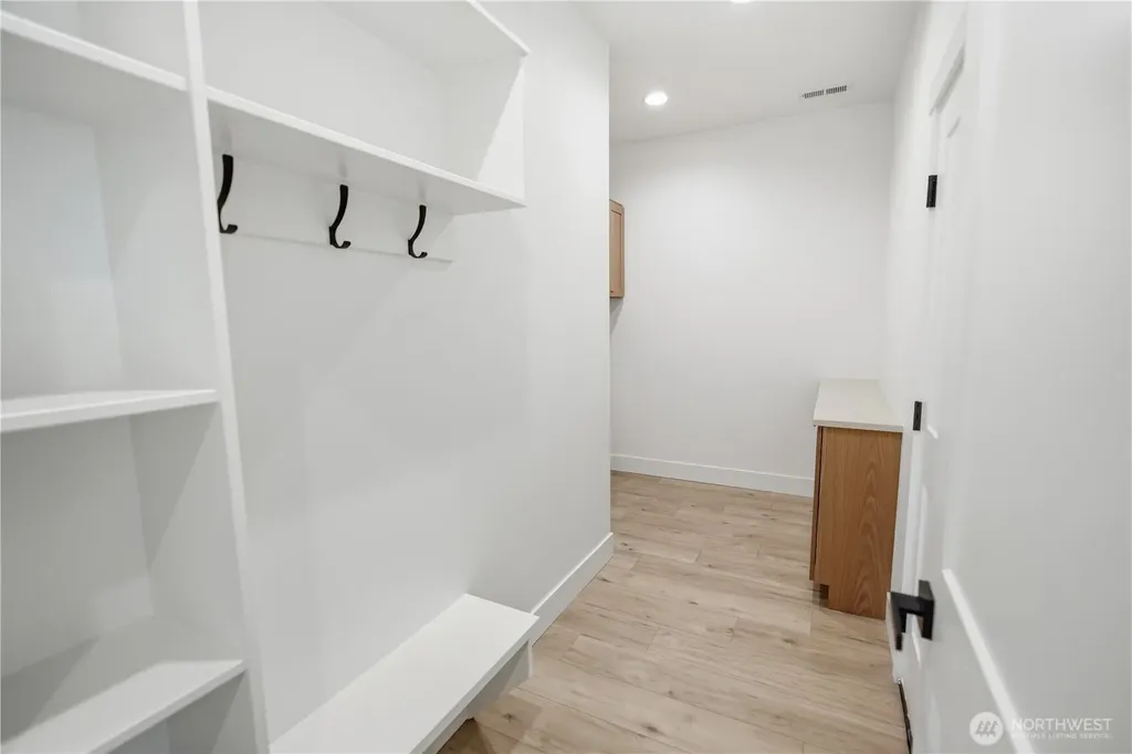38 N Ginkgo Street Soap Lake WA 98851