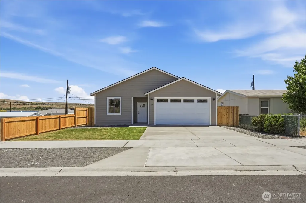 38 N Ginkgo Street Soap Lake WA 98851