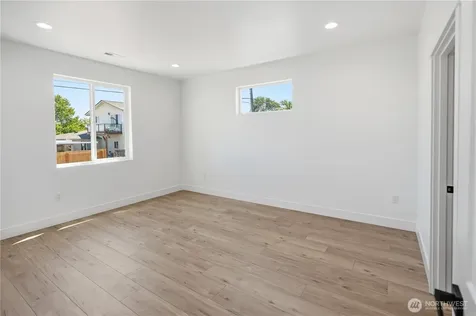 38 N Ginkgo Street Soap Lake WA 98851