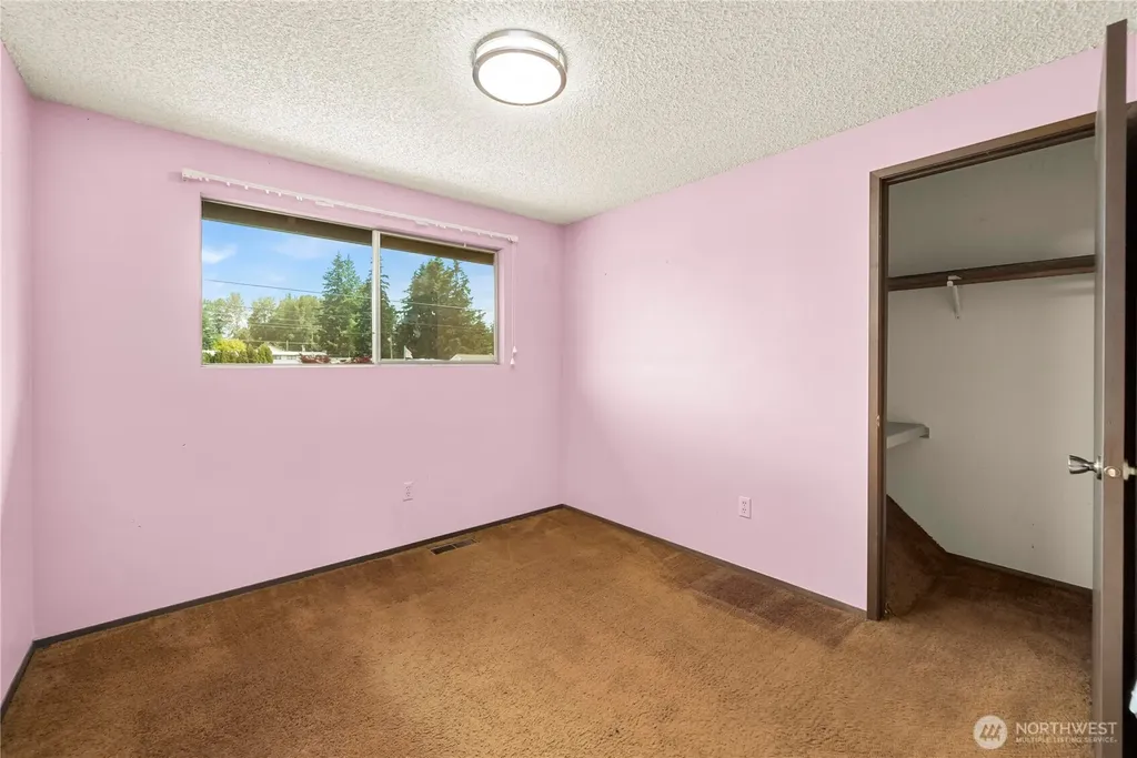 12029 SE 210th Street Kent WA 98031