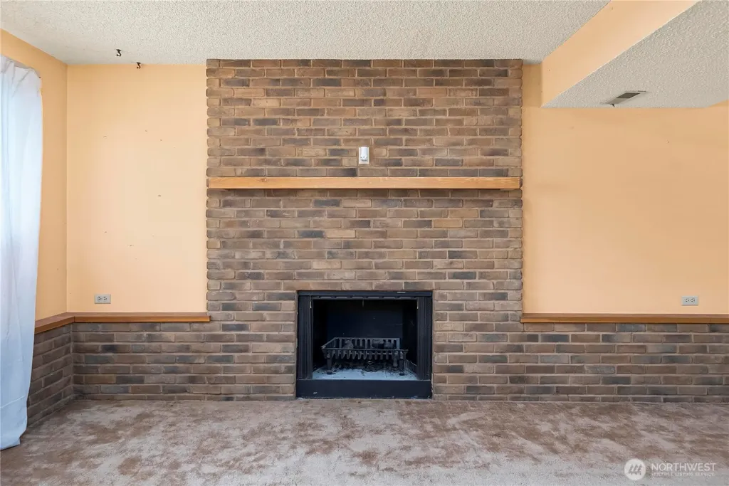 12029 SE 210th Street Kent WA 98031