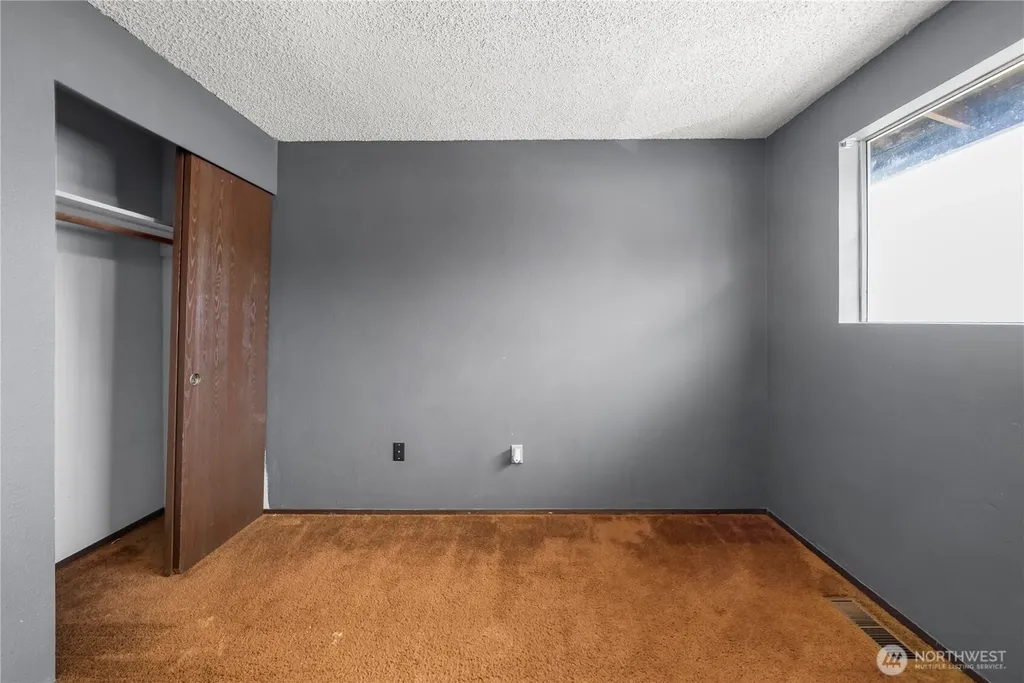 12029 SE 210th Street Kent WA 98031