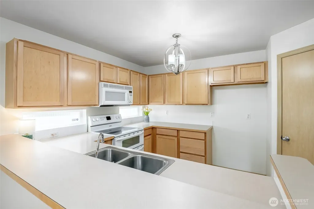 11809 5th Avenue Ct E Tacoma WA 98445