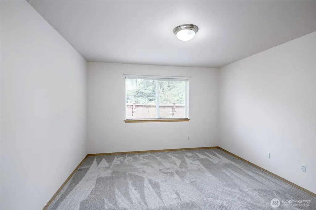 11809 5th Avenue Ct E Tacoma WA 98445