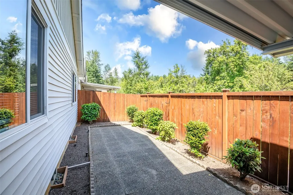 11809 5th Avenue Ct E Tacoma WA 98445