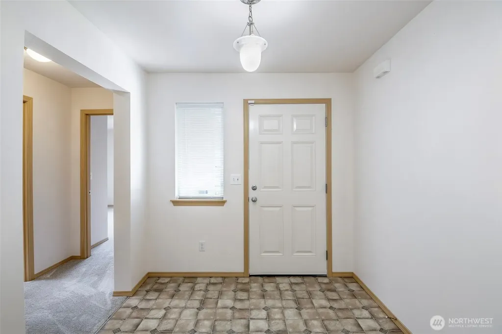 11809 5th Avenue Ct E Tacoma WA 98445
