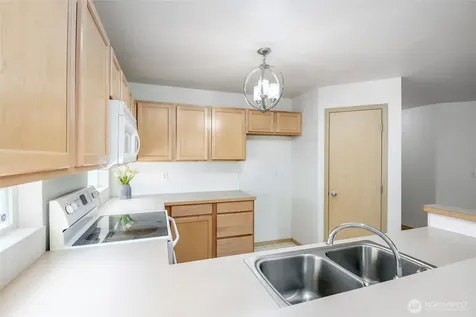 11809 5th Avenue Ct E Tacoma WA 98445