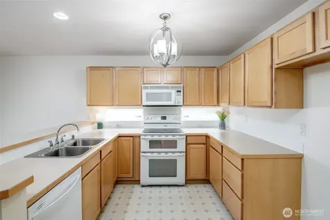 11809 5th Avenue Ct E Tacoma WA 98445