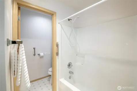 11809 5th Avenue Ct E Tacoma WA 98445