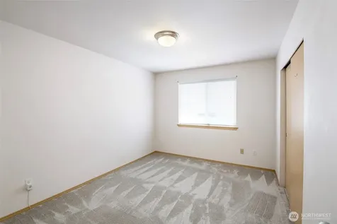 11809 5th Avenue Ct E Tacoma WA 98445