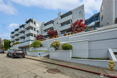 2244 13th Avenue W Seattle WA 98119