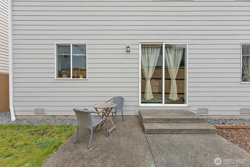 9972 Jackson Street SE Yelm WA 98597