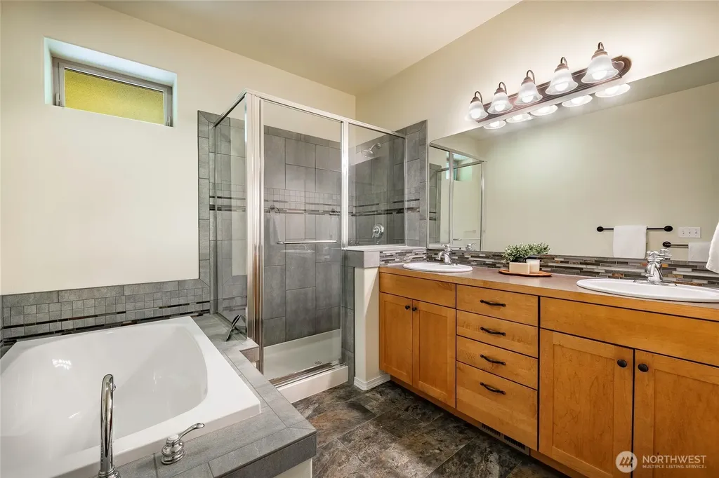2204 Lopez Street Bellingham WA 98229
