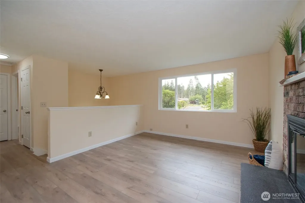 71 Whispering Firs Road Port Angeles WA 98363