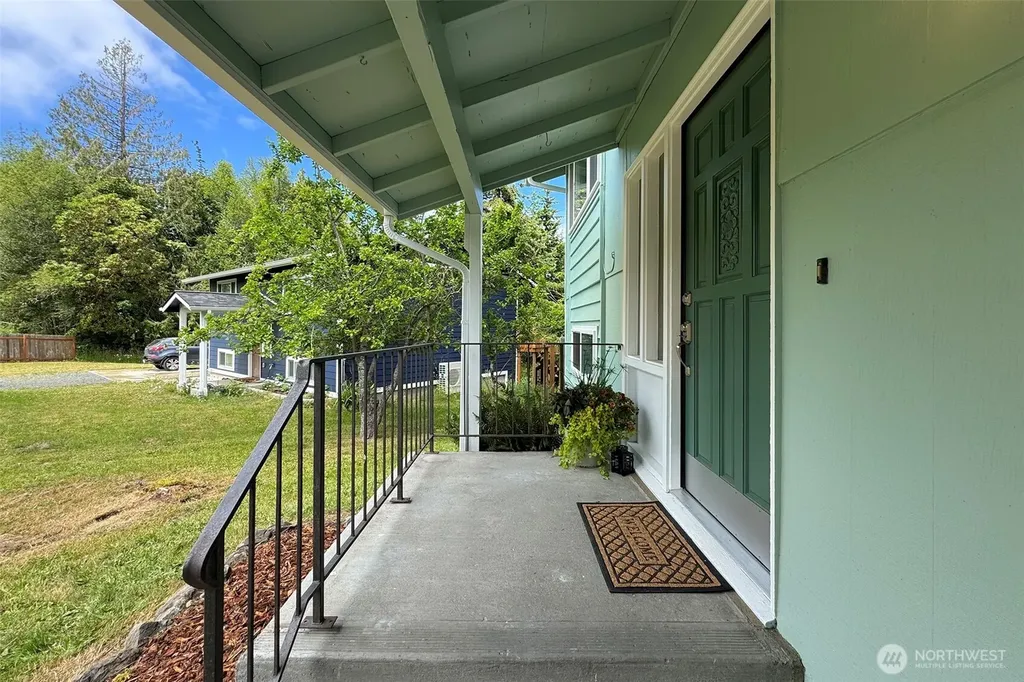 71 Whispering Firs Road Port Angeles WA 98363
