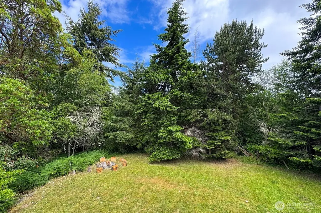 71 Whispering Firs Road Port Angeles WA 98363