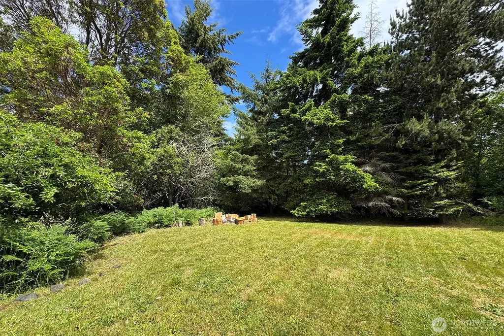 71 Whispering Firs Road Port Angeles WA 98363